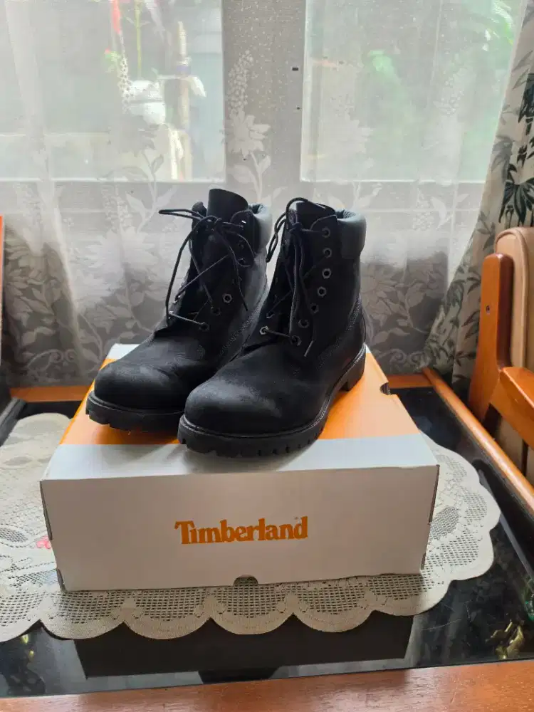 Sepatu Pria Timberland