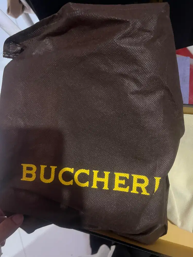Pouch Buccheri baru