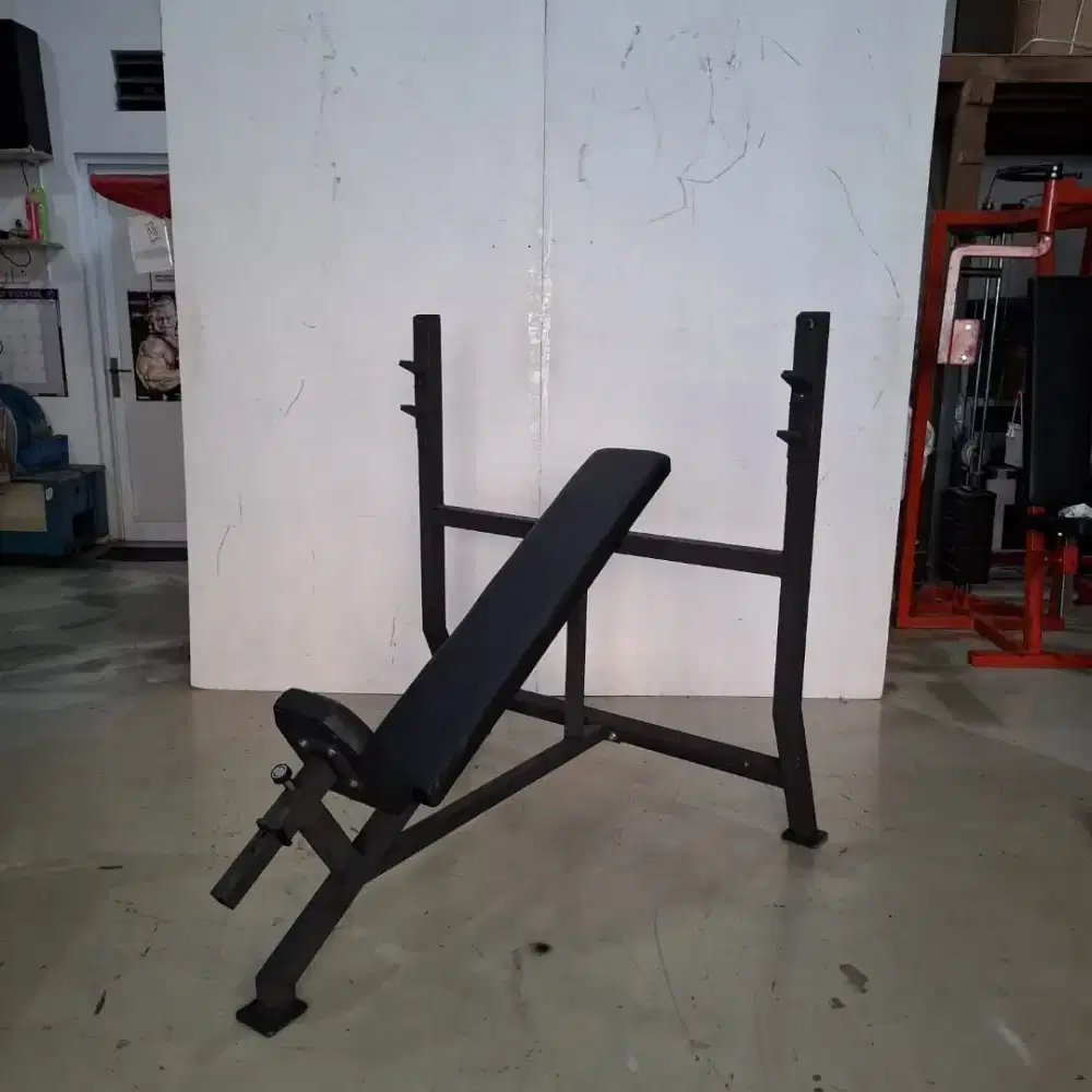 Bench Press Incline Second Merk Deltagym