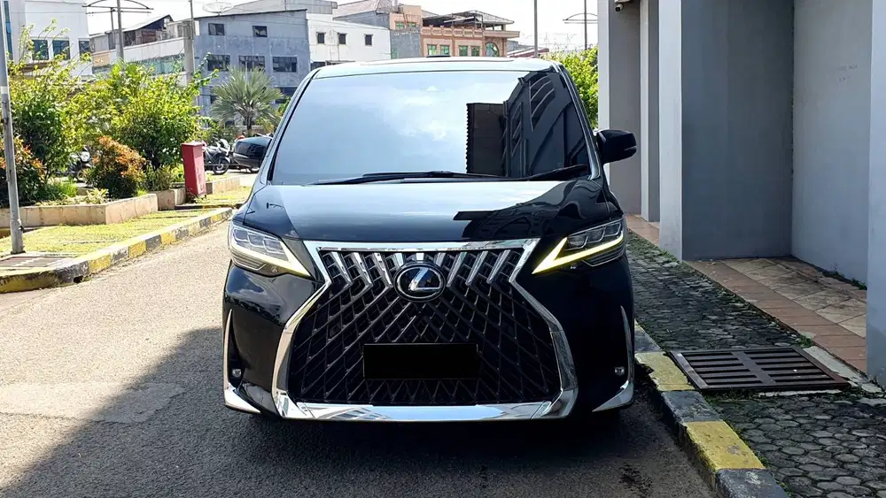 Lexus LM350 LM 350 7 Seater AT Black On Black NIK 2020 Record Garansi