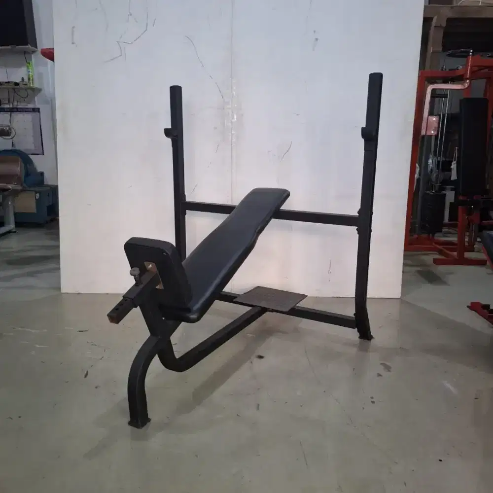 Bench Press Incline Second Merk Deltagym