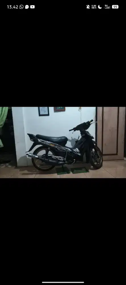 Yamaha F1ZR Kondisi baik