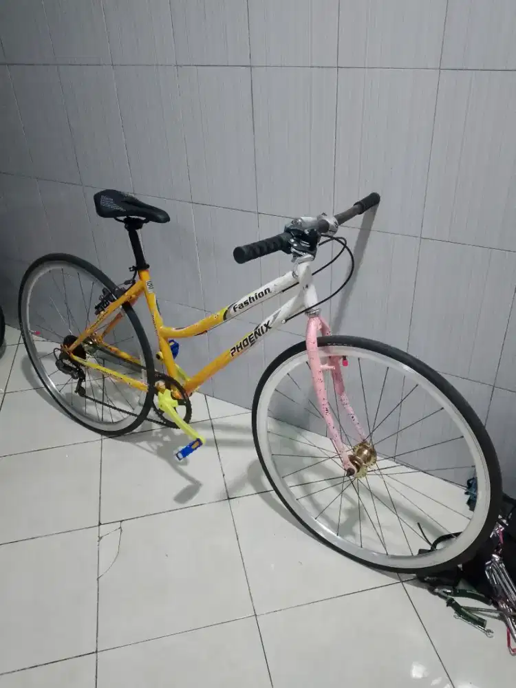 sepeda Phoenix 700c