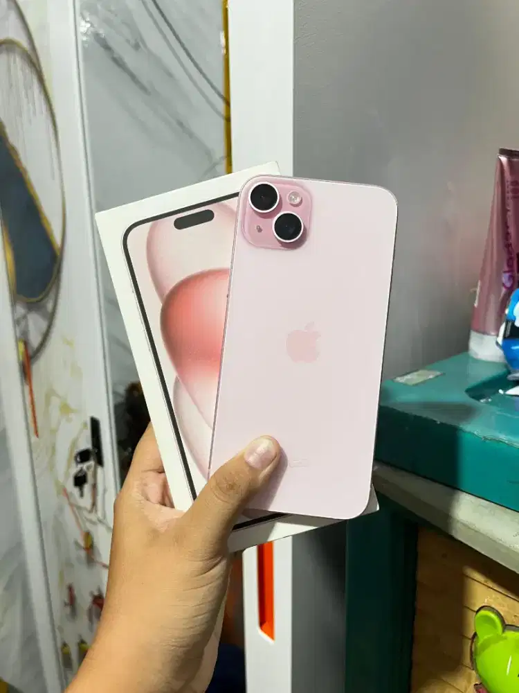 iPhone 15plus 128gb pink rare