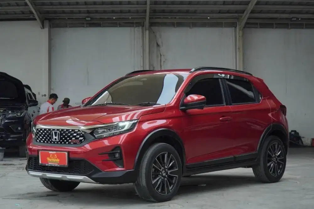 Honda WRV RS Sensing CVT tahun 2024 Merah Maron WR-V Matic AT DP minim