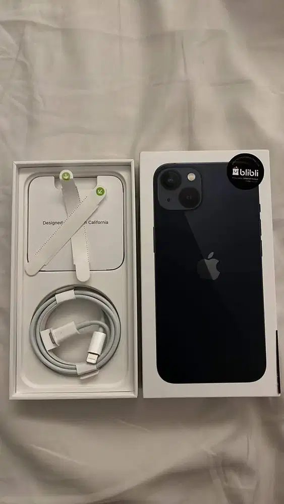 Iphone 13 Midnight Black GARANSI RESMI 128gb Fullset