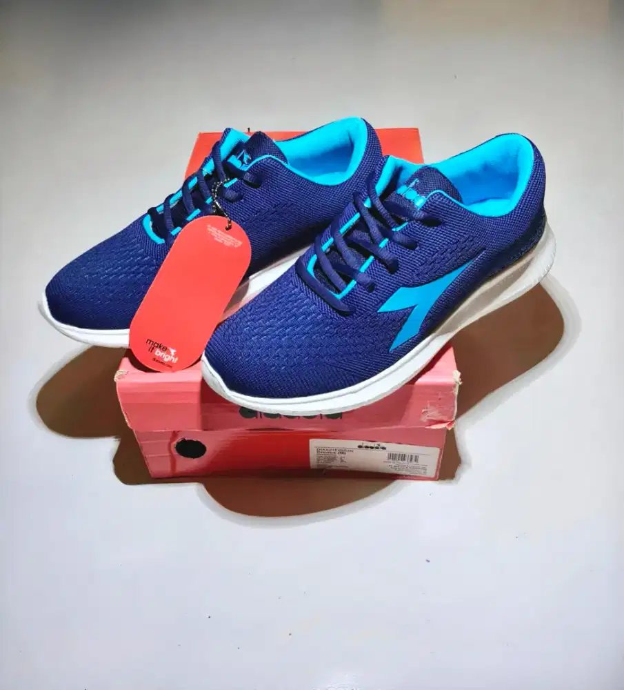 Diadora Cronos Running Shoes