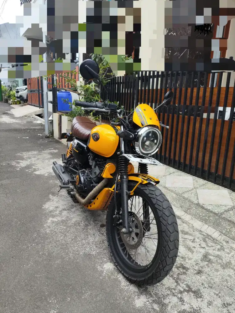 Kawasaki W175 Kuning 2019