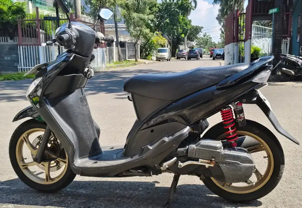Yamaha mio smile hitam variasi tahun 2010