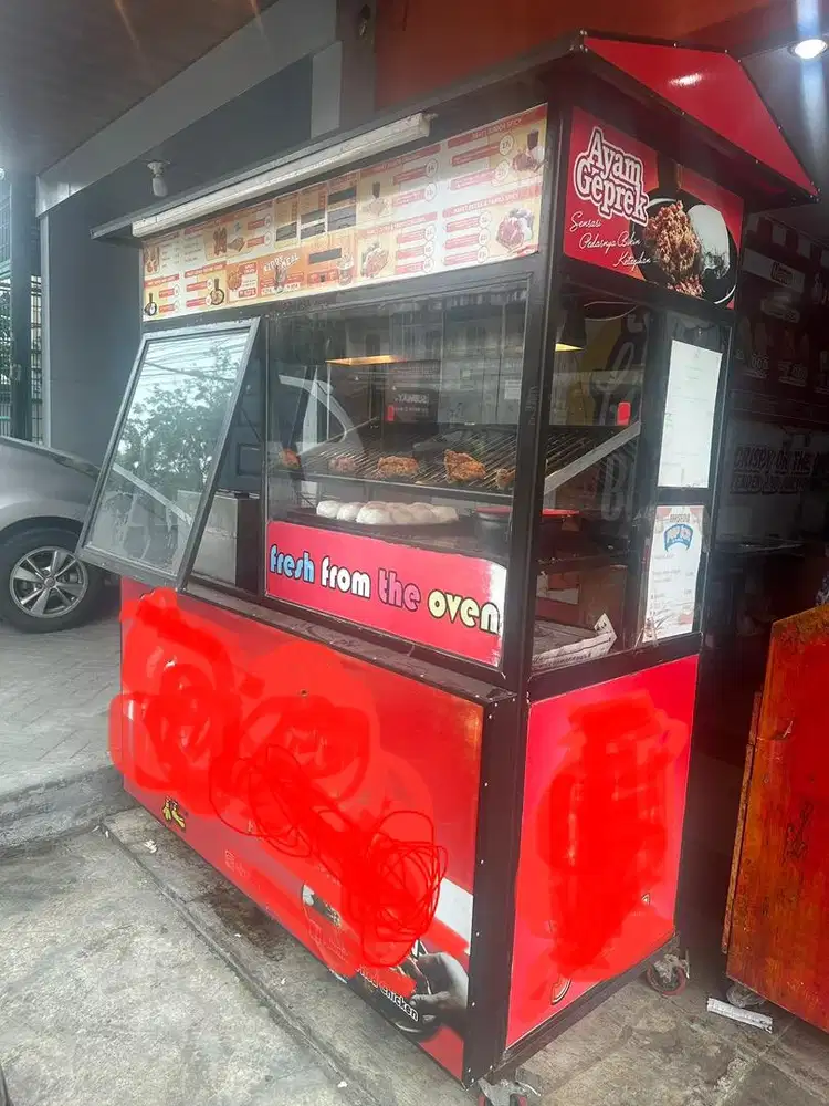 Sterling jualan ayam goreng