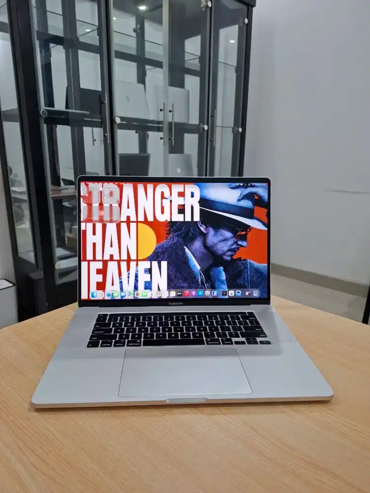 Macbook Pro 2019 16inch Core i7 Ram 16/512