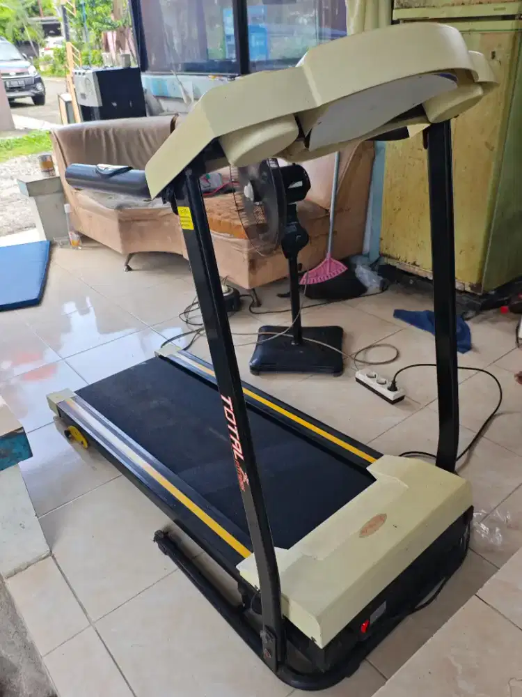 Treadmill Total Fitness