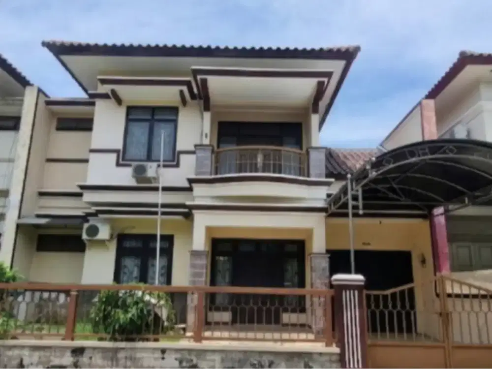 RUMAH MEWAH CENTRAL PARK MULYOSARI