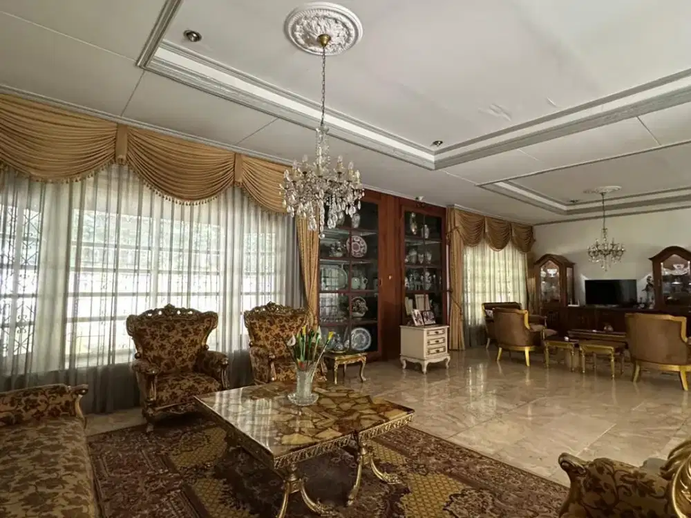 WTS / Dijual Cepat Rumah Mewah, Super Bagus, dan Siap Huni di Jalan Sekolah Duta, Pondok Indah, Jakarta Selatan