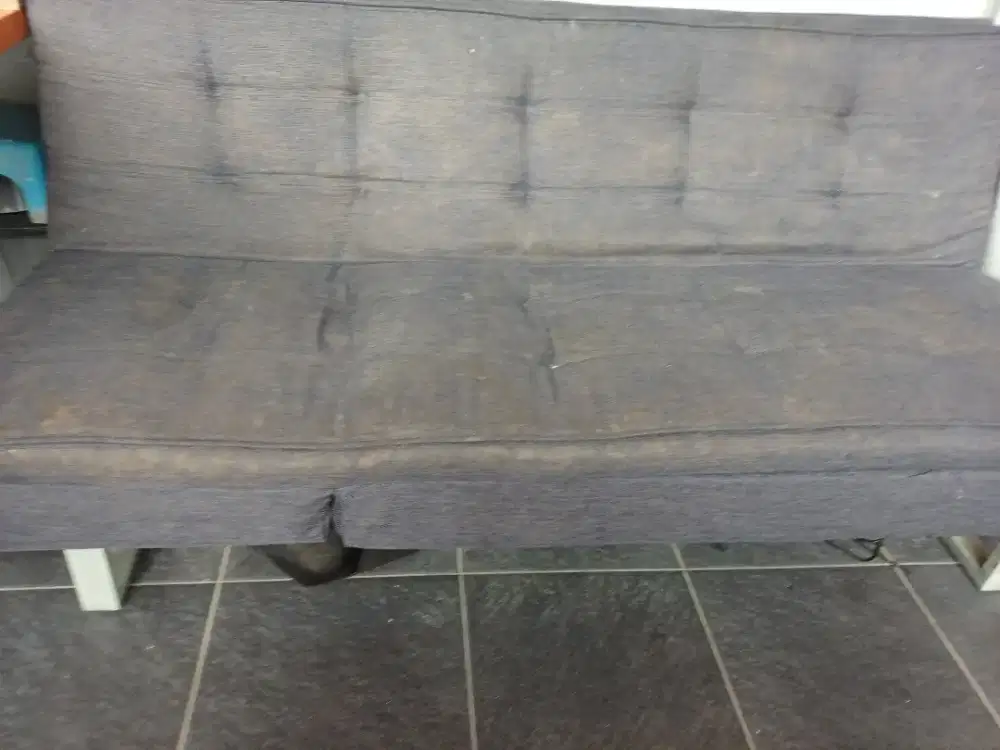 Kursi bekas merk informa