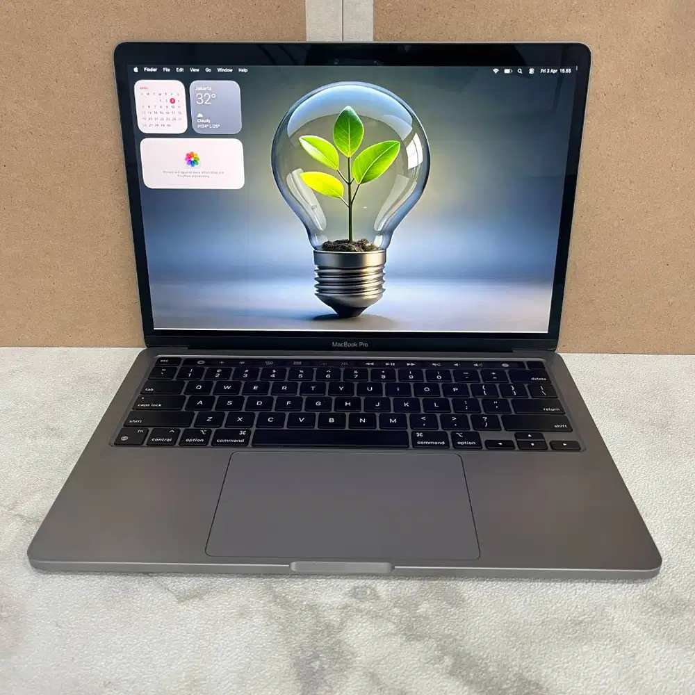 Macbook Pro 13 inch, M1 2020 RAM 8/512GB second