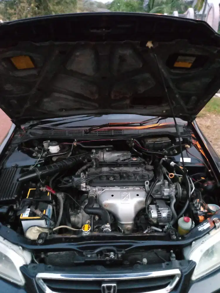Honda Accord 2000 Bensin