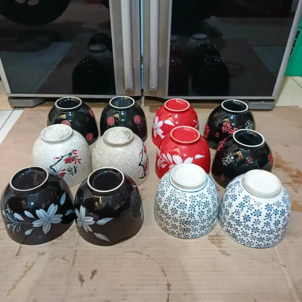 Mangkuk makan. Antik