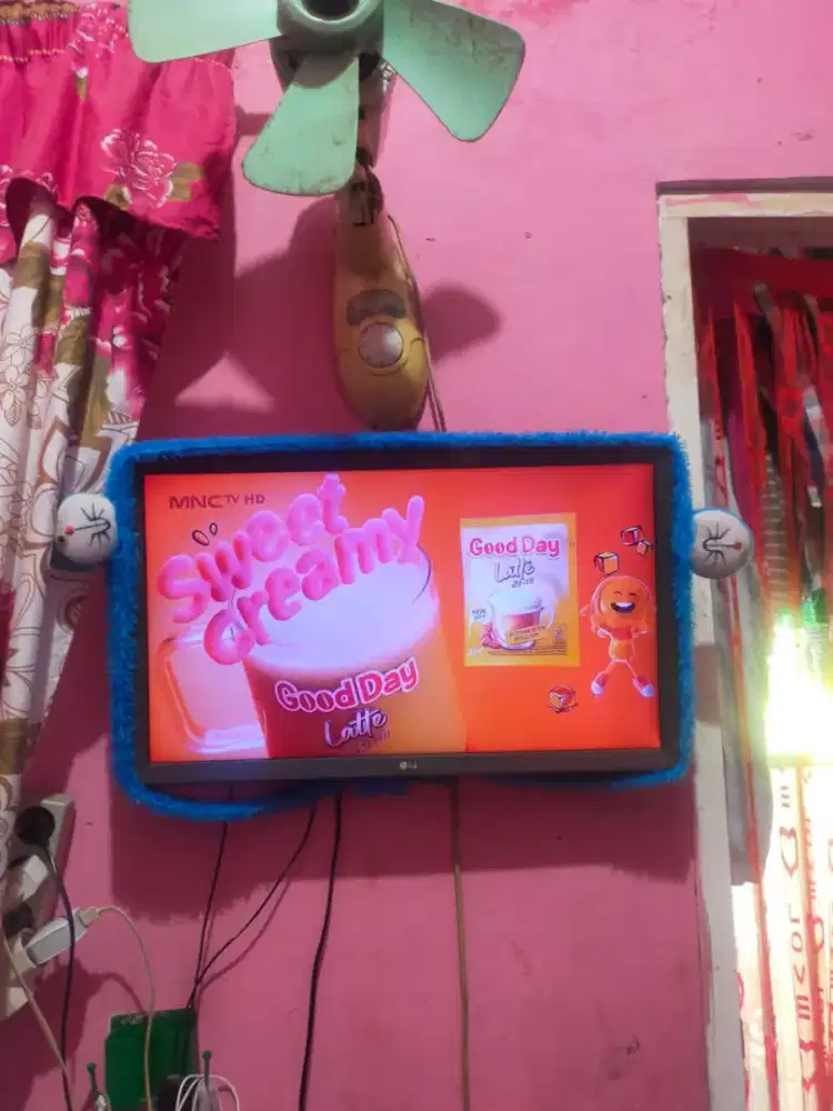 Tv Led LG digital 24in masih bagus n normal