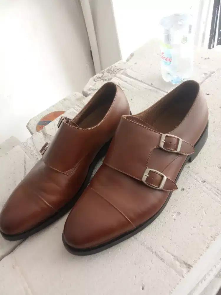 Sepatu kantor PRABU size 42 slim mulus like new