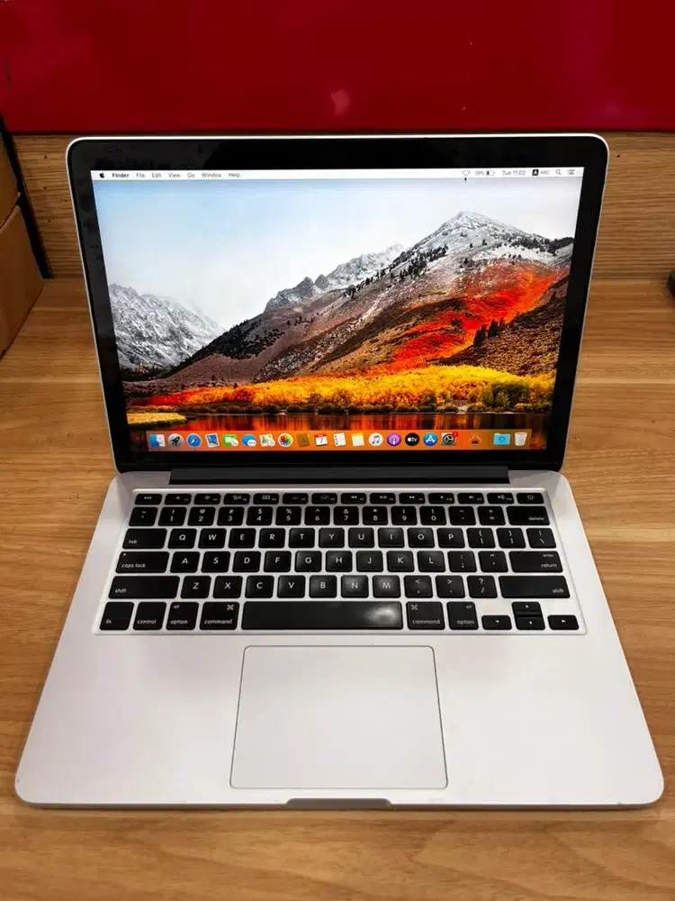 MacBook Pro 2015 13inch i5 8/256GB Second