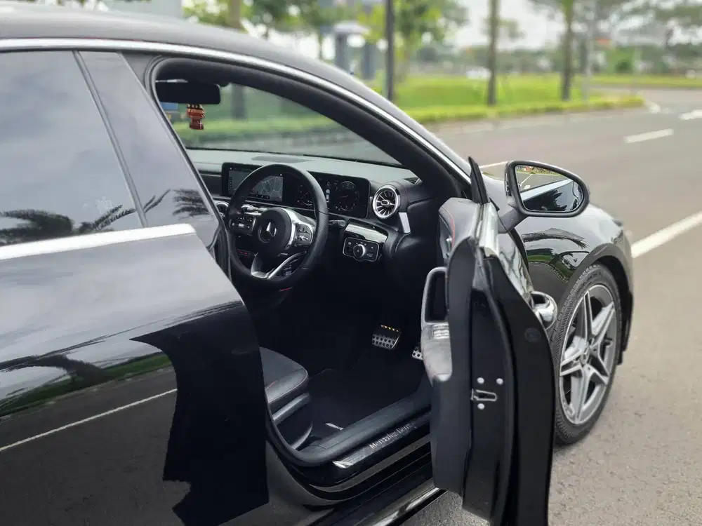 MERCEDES BENZ CLA200 AMG LINE 1.3 TURBO 2019 FACELIFT 2020