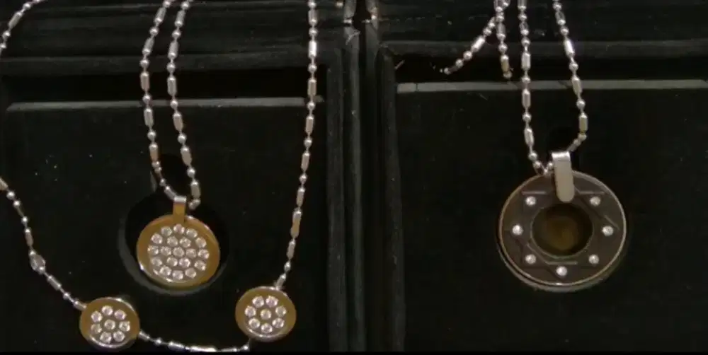 Kalung Cantik Wanita