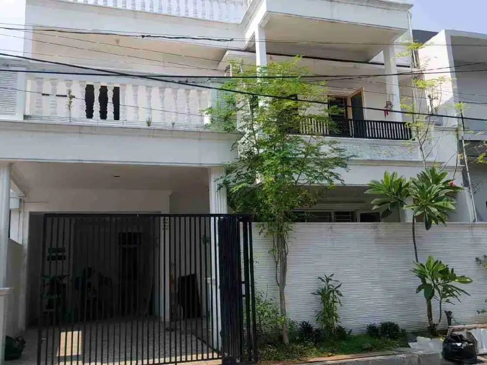 DISEWAKAN RUMAH CITRA 2 JAKARTA BARAT