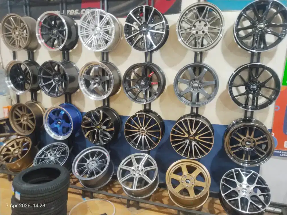 Velg dan ban Bergaransi resmi, Cicilan murah tanpa DP,  cukup KTP