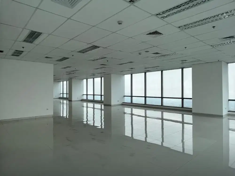 MURAH OFFICE SOHO CAPITAL CENTRAL PARK 280 m2 READY SEMI FURNISH