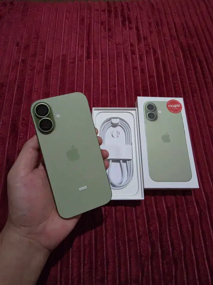 Iphone 17 256gb resmi indonesia like new