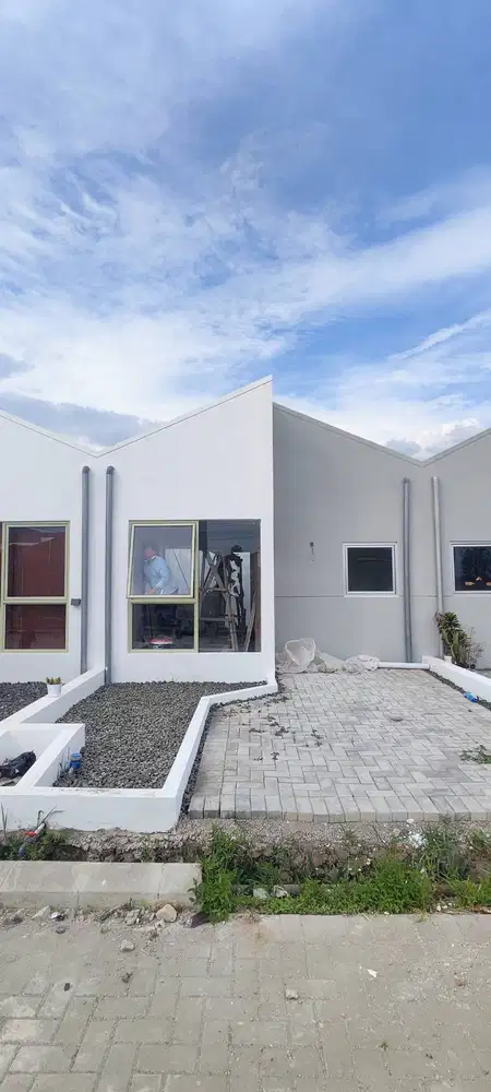 Overkredit Rumah Modern Minimalis Dekat UNPAD