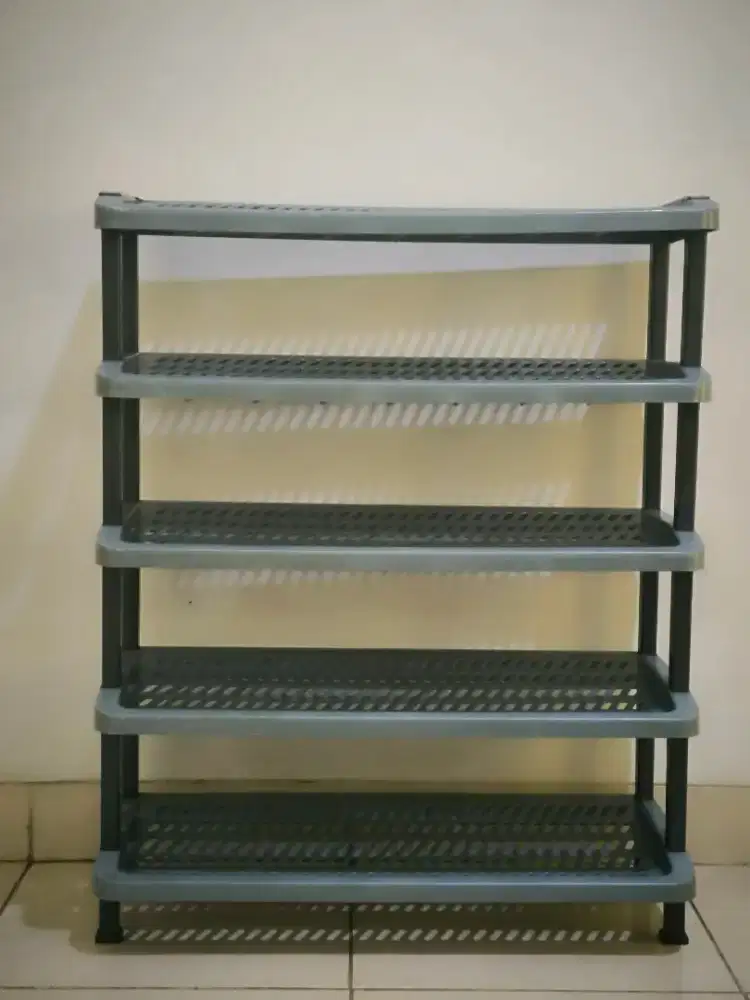 Rak sepatu condisi bagus