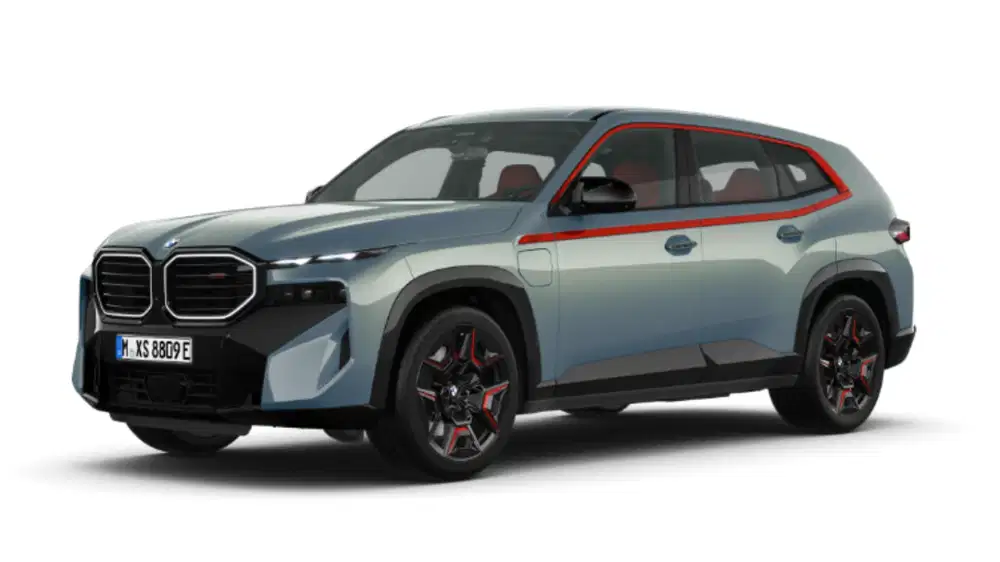 BMW XM [Mobil Baru] 4.4 Label Red Hybrid-AT