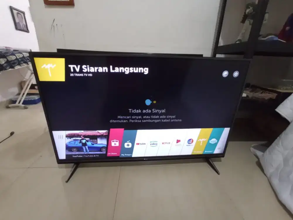 tv led  LG 49 inch smart ultra HD digital + remote Normal.Lokasi merr