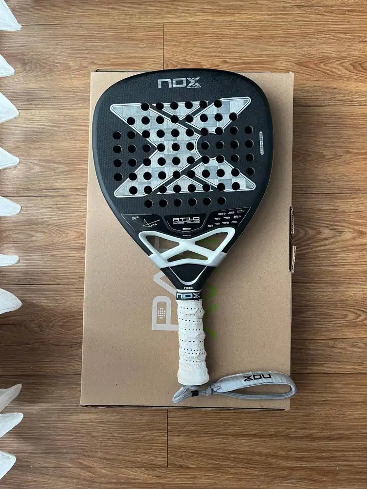 For Sale Raket Padel Nox AT10 Genius Attack 18K 2026 (Like New)