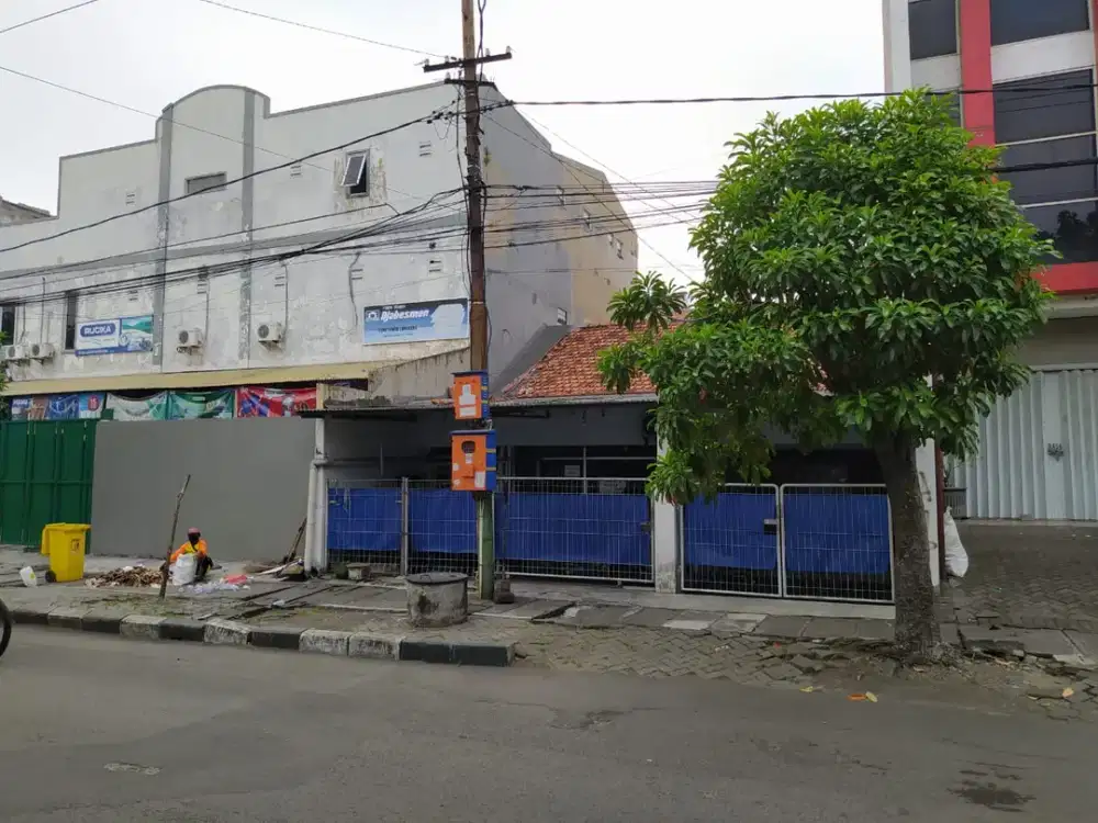 Rumah Raya Dukuh Kupang