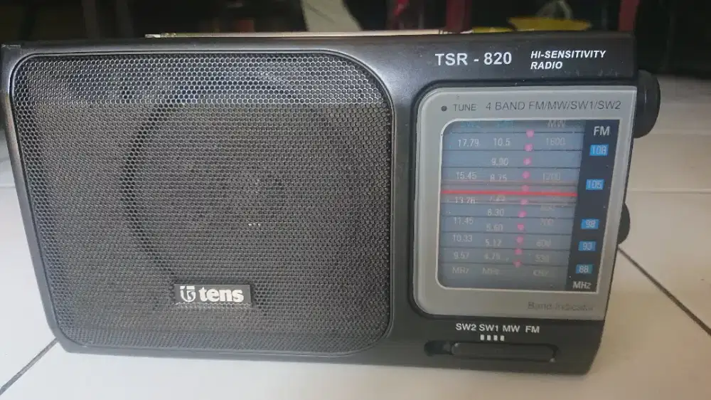 RADIO LEGEND TENS TSR-820 NORMAL BEKAS