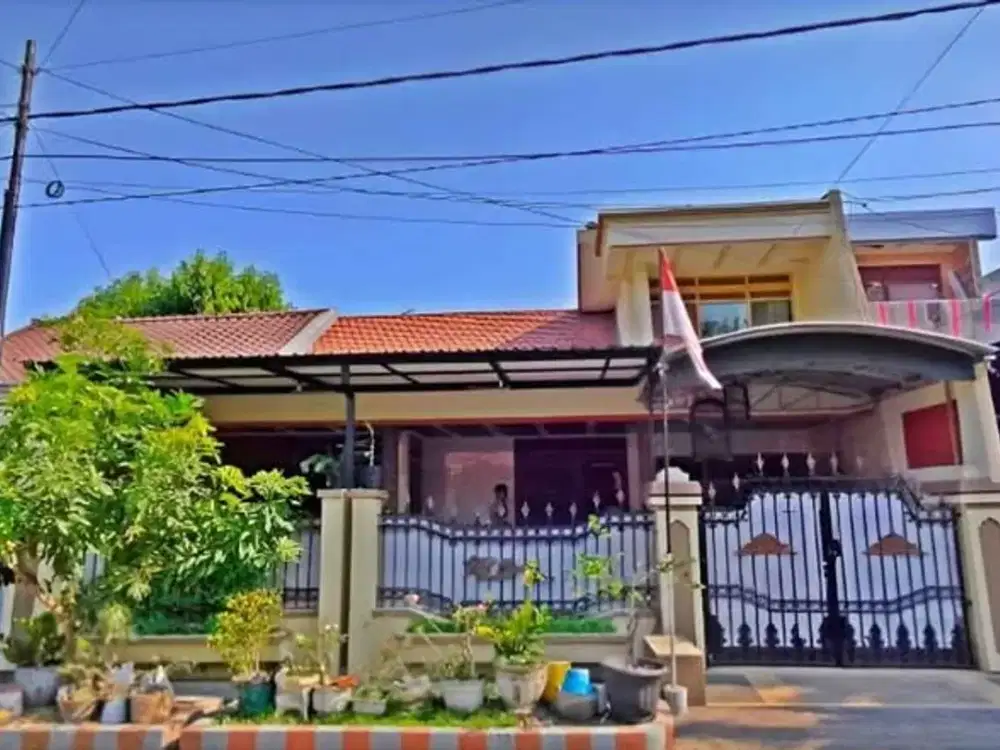 Rumah Rungkut Terawat Strategis dekat MERR