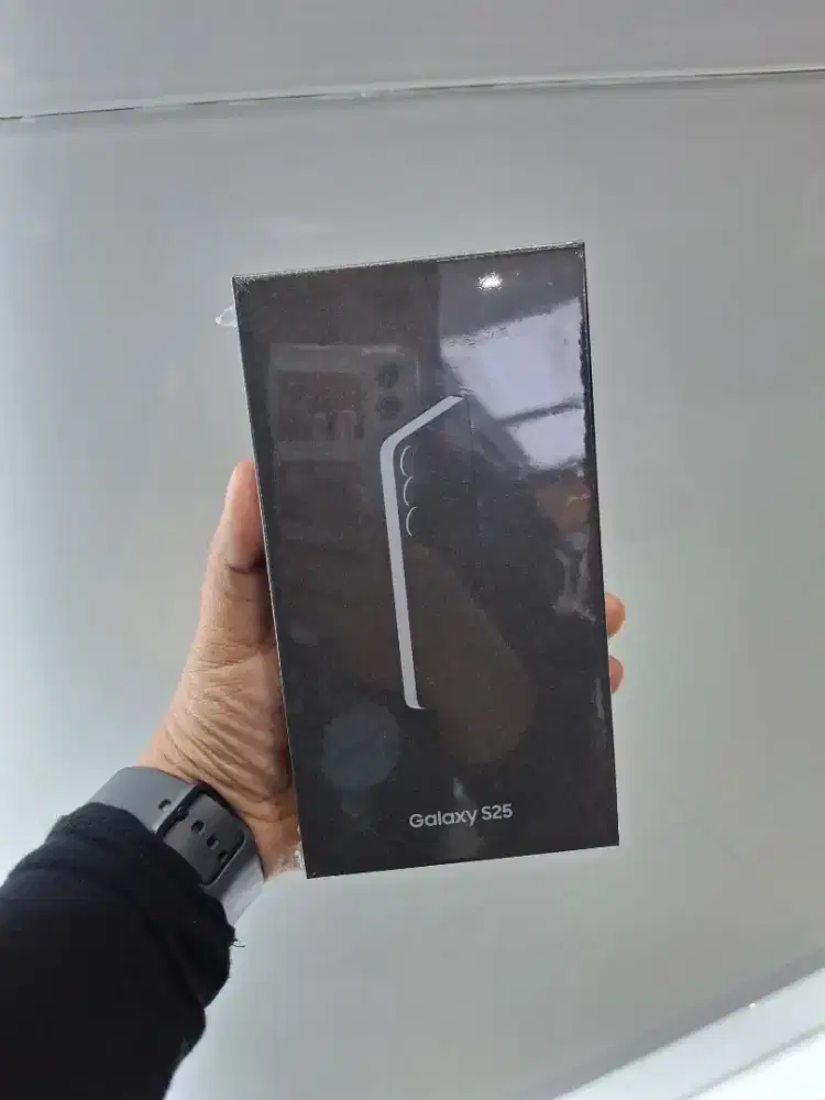 SAMSUNG GALAXY S25 BASIC