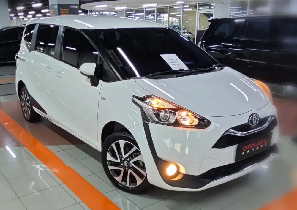 [ LOWKM 39 RB ] DP.17JT 59X 4,5 Toyota Sienta V AT Bergaransi 1thn