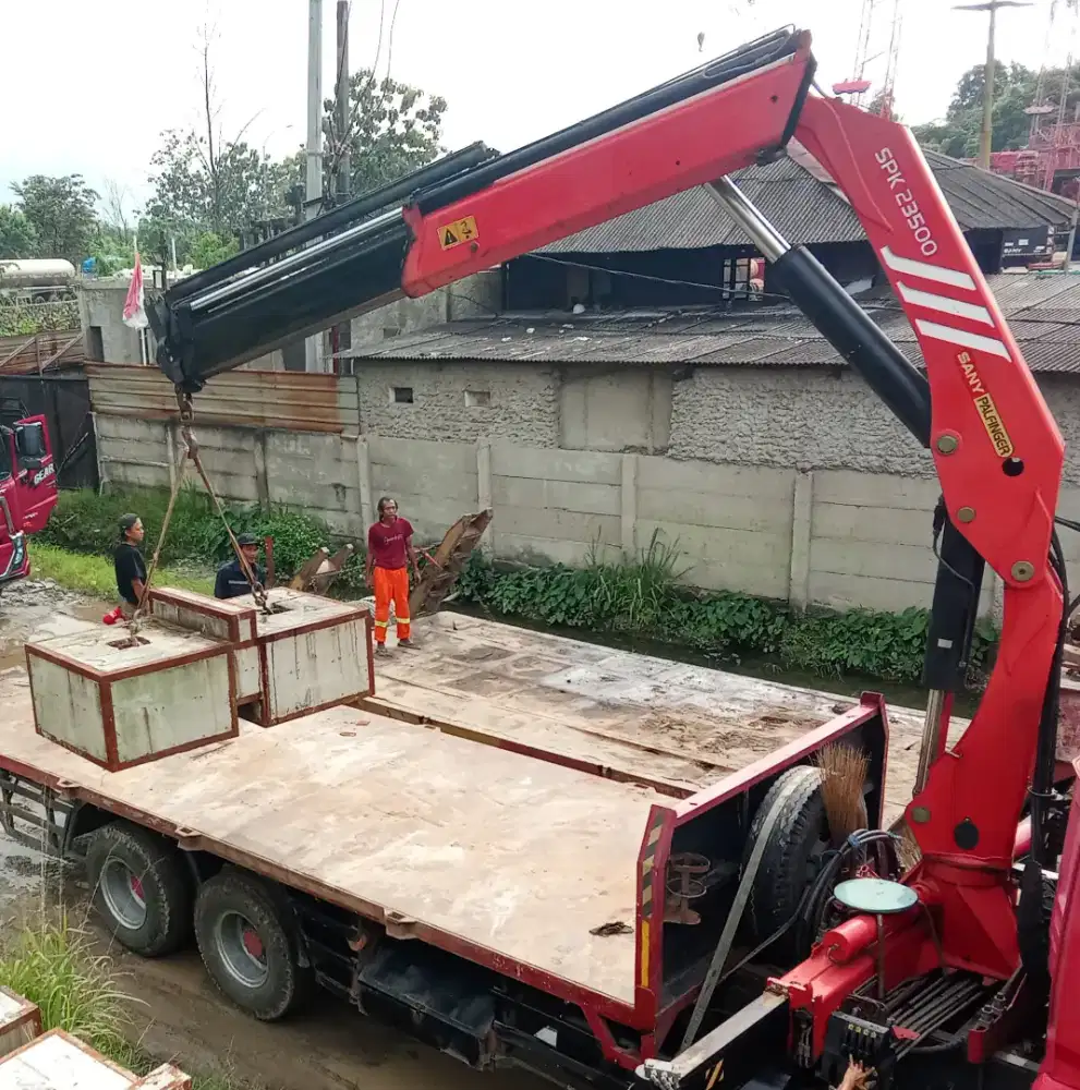 Opwrator TMC Hiabcrane