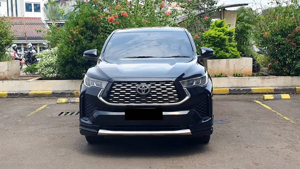 Toyota Zenix V Hybrid Modelista Panoramic Hitam 2024 Like New Low KM