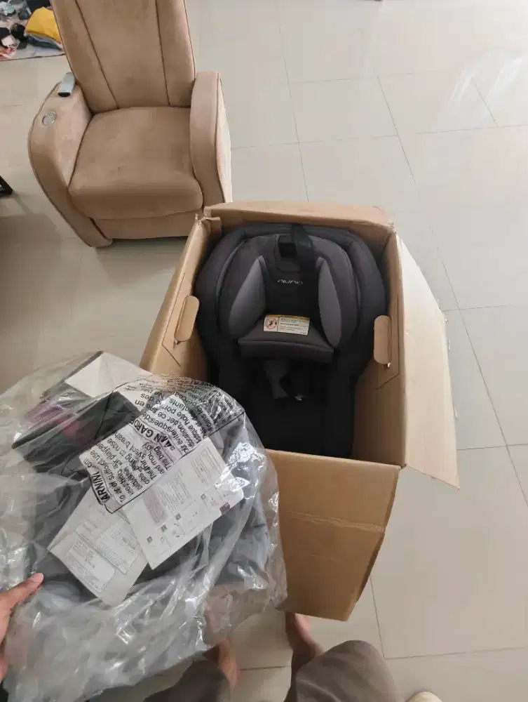 Baby car seat nuna rava slate
