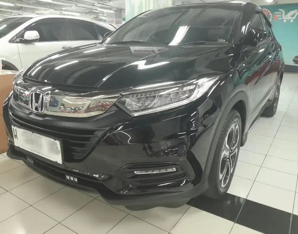 Honda HR-V  E  2018 Hitam Automatic
