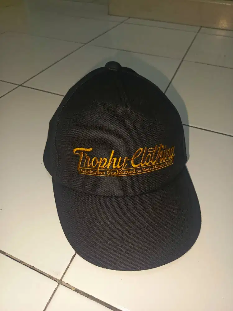 TOPI SNAPBACK SC BRANDED ORI IMPORT TAG TROPHY LIKE NEW