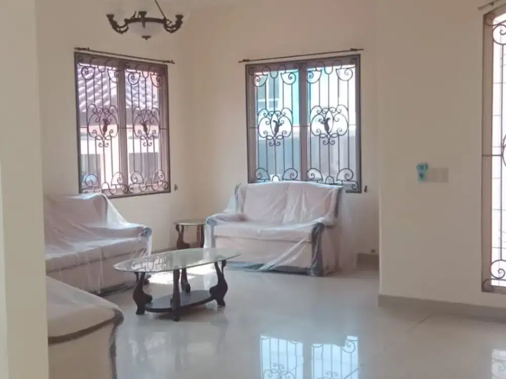 Jual Rumah Hoek Bukit Gading Mediterania LT 455 m² SHM