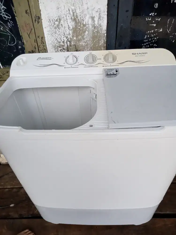 Mesin cuci sharp