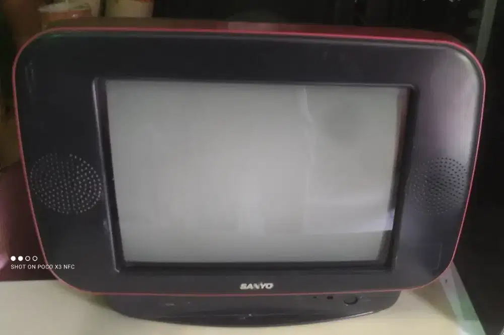 Tv sanyo tabung 14 edisi jarang