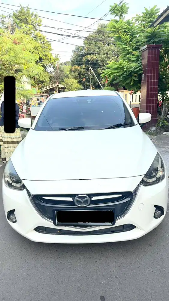 Mazda 2 GT Skyactiv tahun 2015 Istimewa